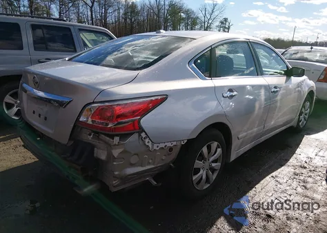 2015 Nissan Altima 2.5 S из США, поврежденный, VIN 1N4AL3AP2FC156496
